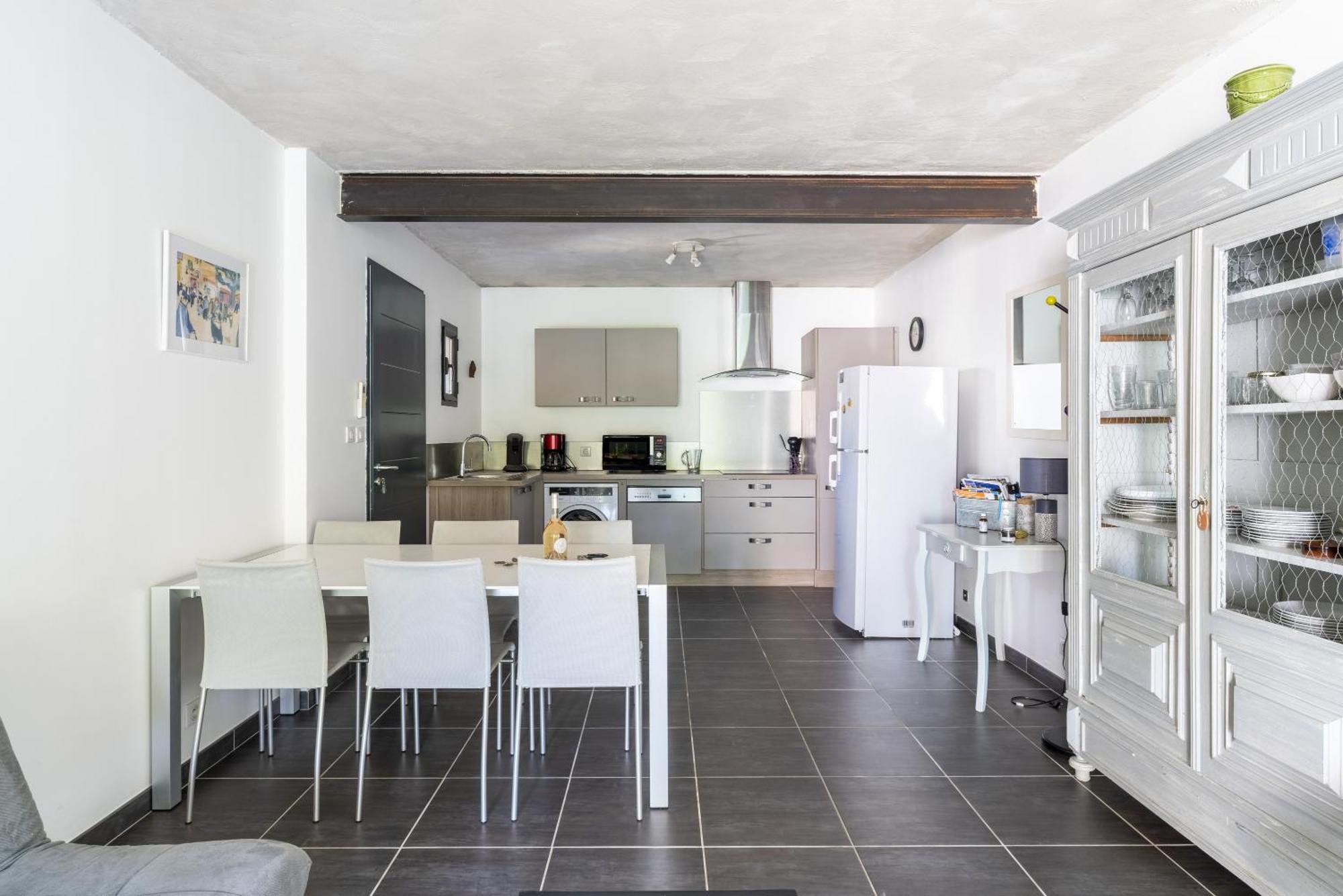 L'Ensemble Du Gite De Tante Berthe Camaret-sur-Aigues Esterno foto